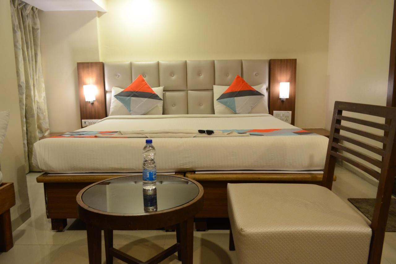 Hotel Aishwarya Residency Наві-Мумбаї Екстер'єр фото